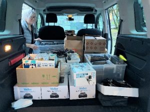 Le matériel déplacé : Oscilloscopes, générateurs, fers à souder .. 